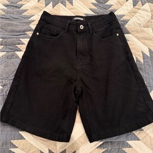 Black Men's Jean Shorts size small